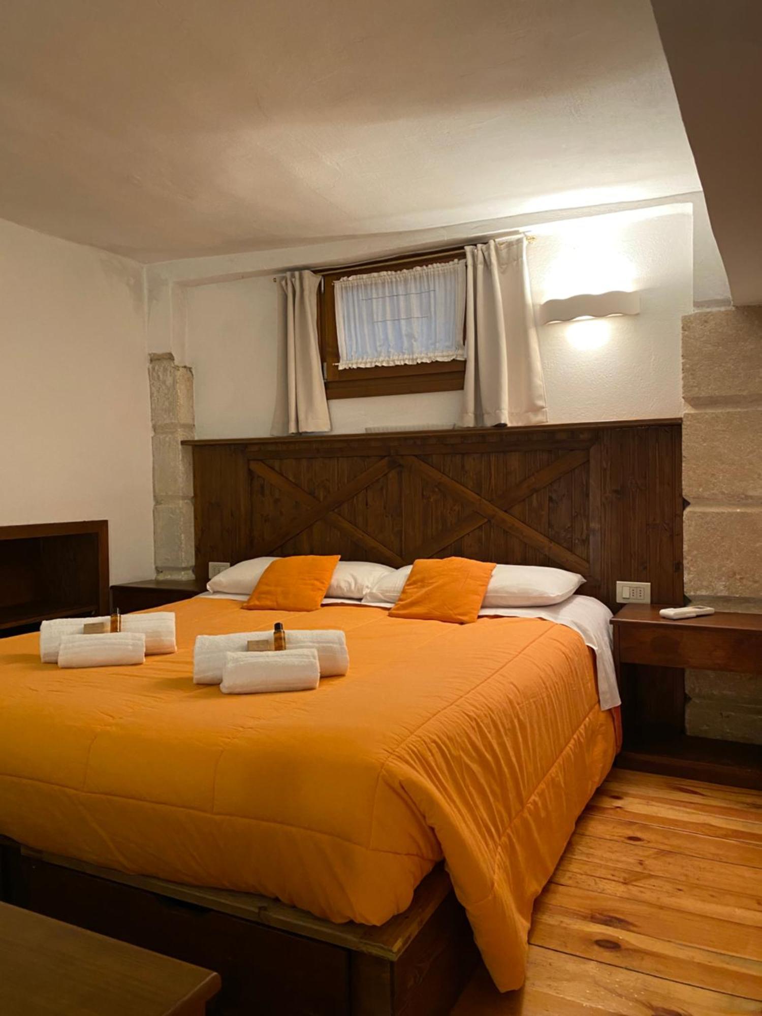 Porta Borsari Suite Astori Verona Ngoại thất bức ảnh
