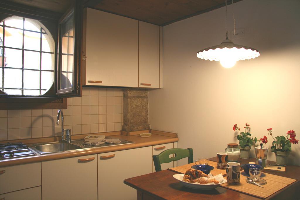 Porta Borsari Suite Astori Verona Ngoại thất bức ảnh
