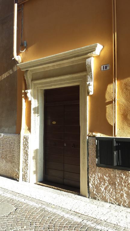 Porta Borsari Suite Astori Verona Ngoại thất bức ảnh